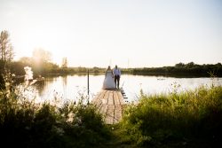 wedding couple at grendon lakes